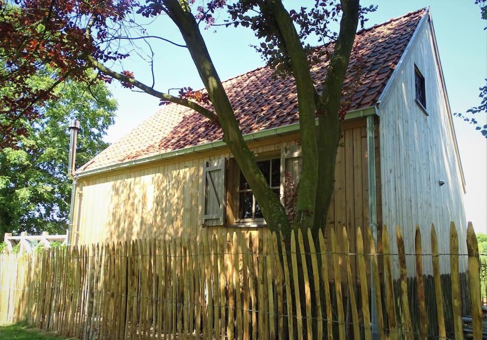 La Cabane Du Cerf Et Son Sauna Attre Экстерьер фото