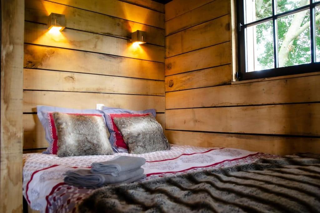 La Cabane Du Cerf Et Son Sauna Attre Экстерьер фото